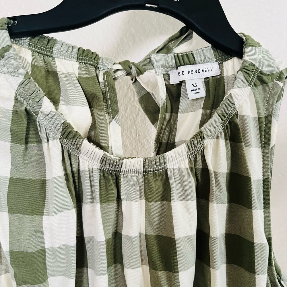 Sleeveless Olive & White Gingham Midi Dress with Gathered Waist - Picture 5 of 9